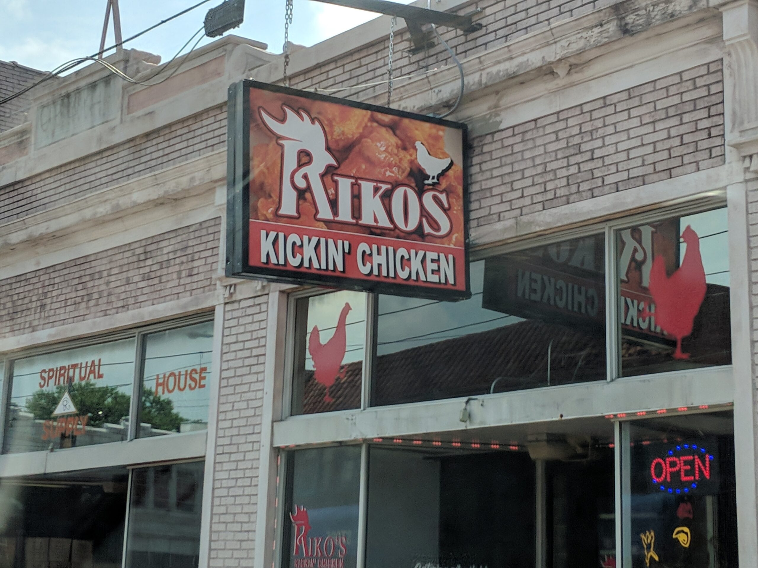 Riko's Kickin Chicken Melanin Foodie